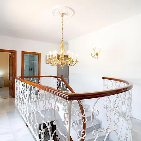 Villa Dream With Parking, Private Pool And Views Malaga