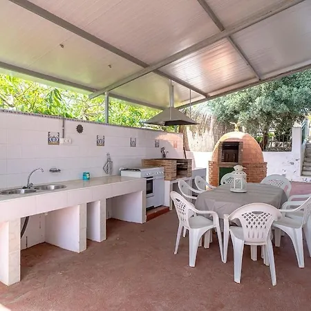 Dream With Parking, Private Pool And Views *