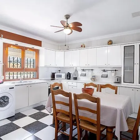 Villa Dream With Parking, Private Pool And Views Malaga