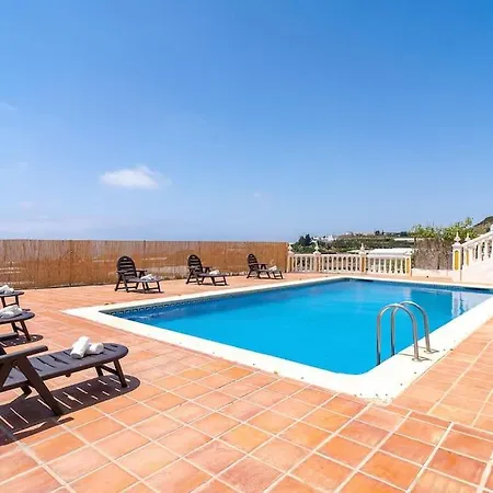 Dream With Parking, Private Pool And Views Malaga