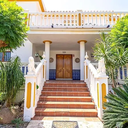 Dream With Parking, Private Pool And Views Villa *